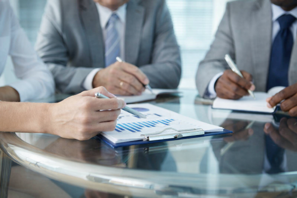 Études de Cas de Shared system Études de Cas de Shared system